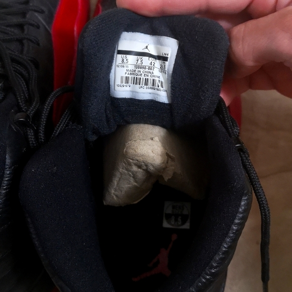 Jordan 12 Flu Game 2016 - Picture 4 of 5